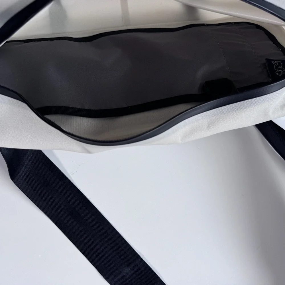 CHROME Industries Kadet WP Sling 9 Liter Adjustable White Waterproof